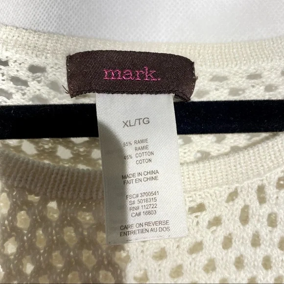 Mark. Off White Sweater Raglan Sleeve with Round Neck - Picture 6 of 6